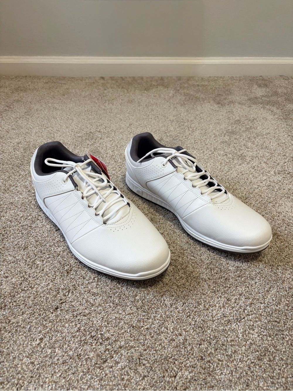 Skechers GO GOLF Pivot White Extra Wide Water Resistant/Repellent Shoes;12 NWT